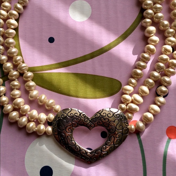 *NWT* Cézanne Triple Row Pearl Heart Necklace ❤️ - Picture 2 of 6